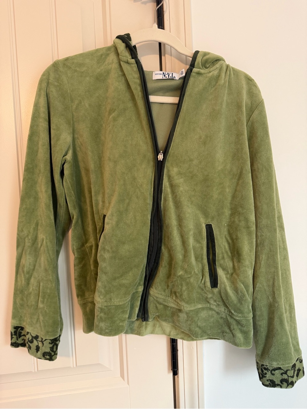 Green vintage zip up sweater